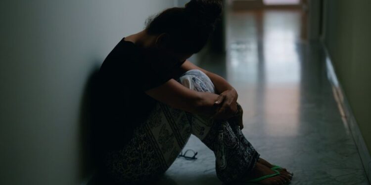 Adolescente com deficiência intelectual é vítima de estupro coletivo em São Paulo